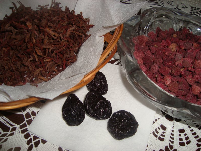 Как правильно сушить плоды и ягоды в домашних условиях?