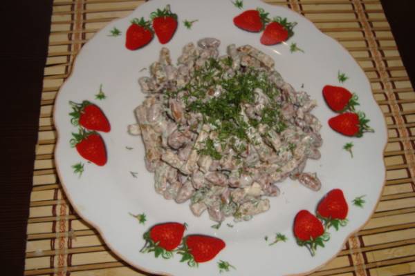 Салат из фасоли