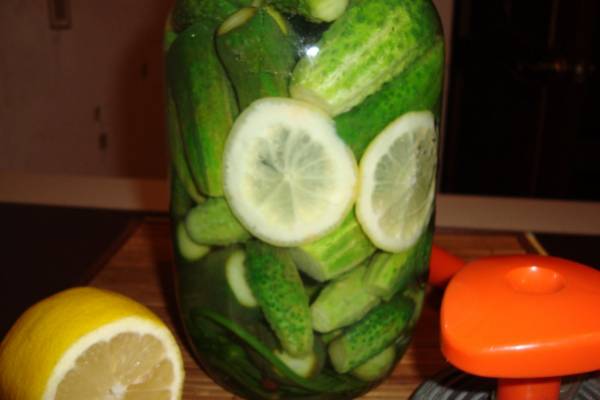 Консервирование огурцов без уксуса