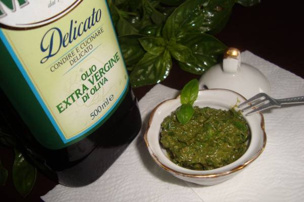 Паста из базилика