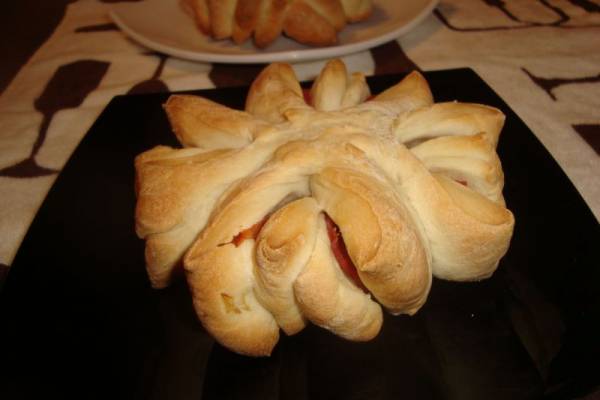 Плюшка с ветчиной