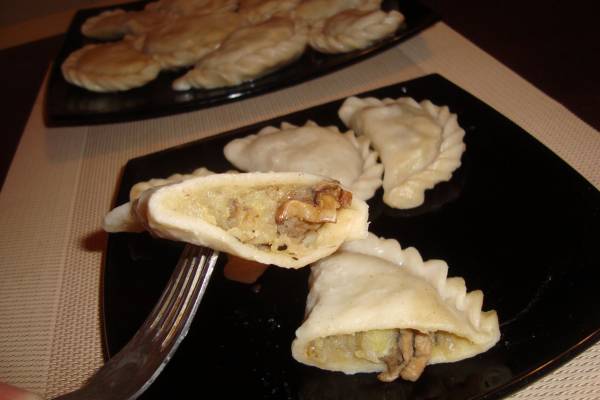 Вареники крестьянские постные с лесными грибами