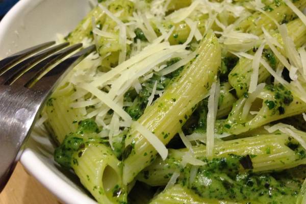 Паста пенне с песто