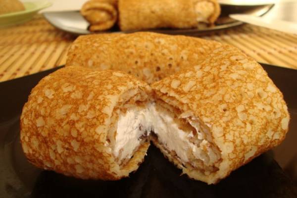 Фаршированные блинчики с творогом