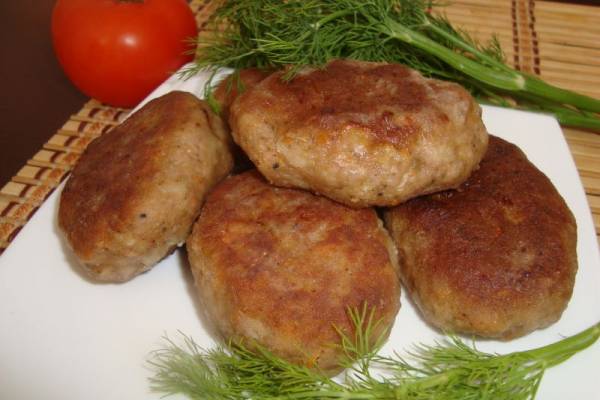 Сочные куриные котлетки