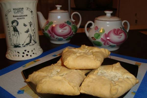 Пирожки с сыром Фета