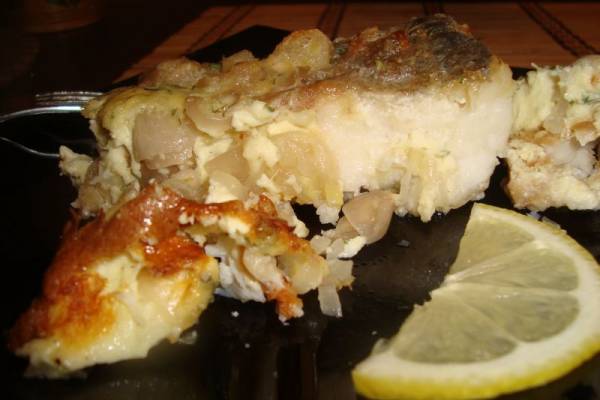 Судак в сметане