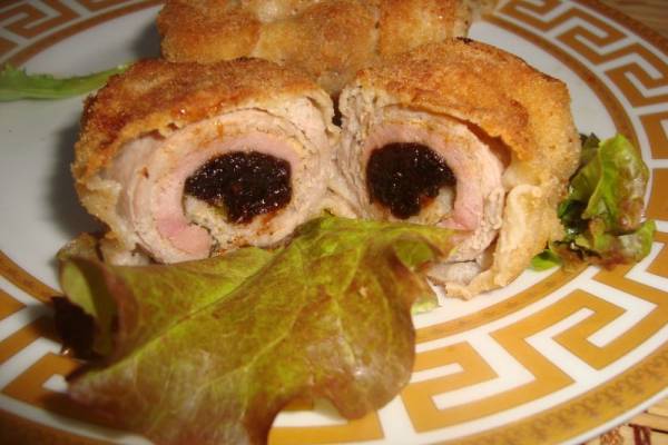 Рулетики из свинины, запеченные в рукаве