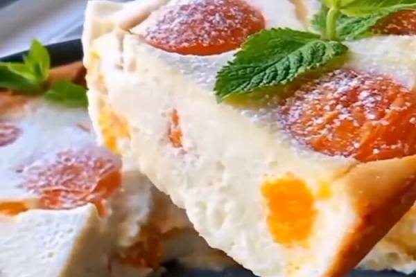 Творожный пирог с абрикосами 
