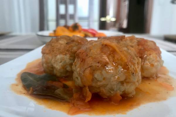 Тефтели с перловкой