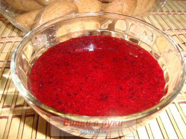 Черная смородина, протертая с сахаром