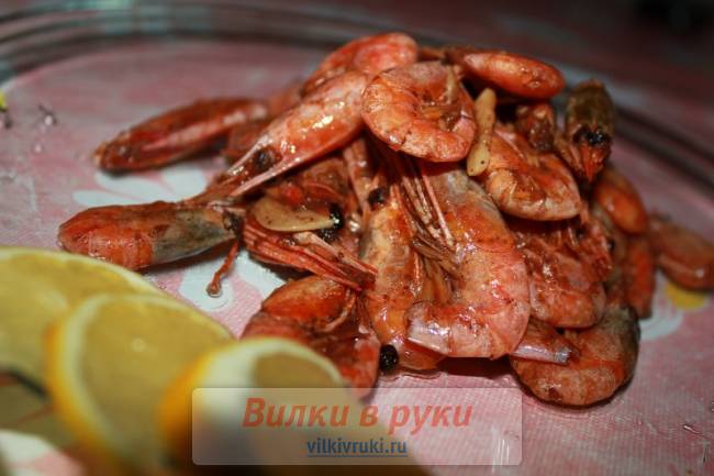 Тушеные креветки