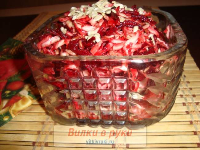 Салат из свеклы с семечками
