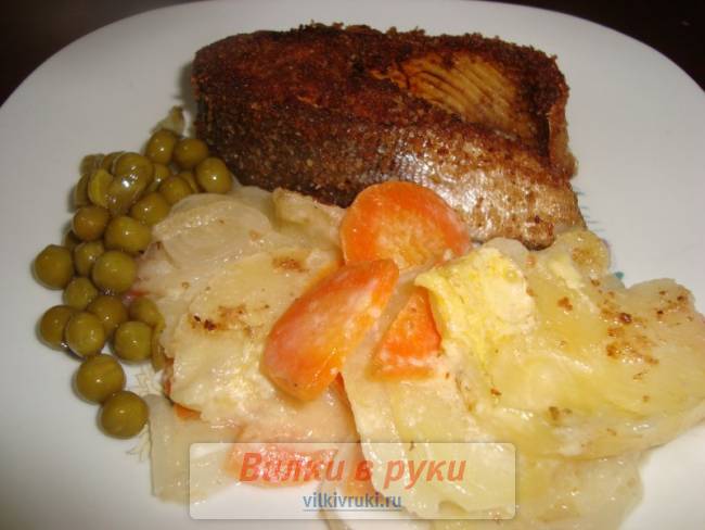 Горбуша на картофельной подушке