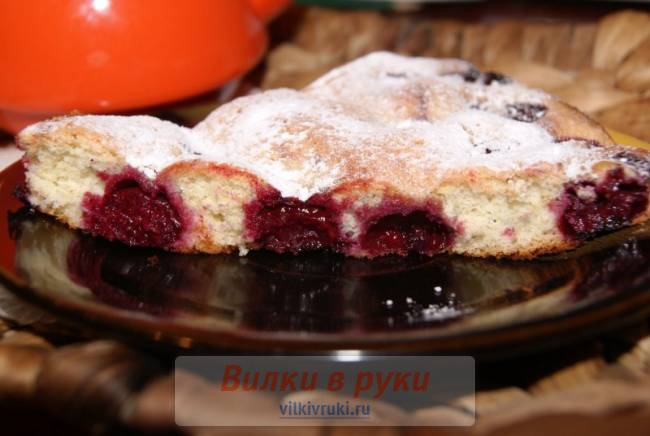 Вишневая шарлотка