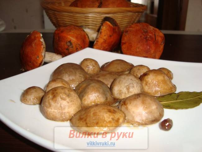 Маринованные подосиновики