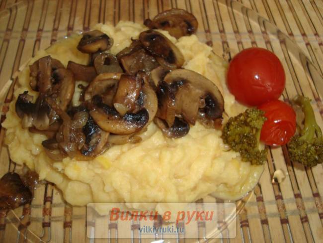 Гороховое пюре с грибами