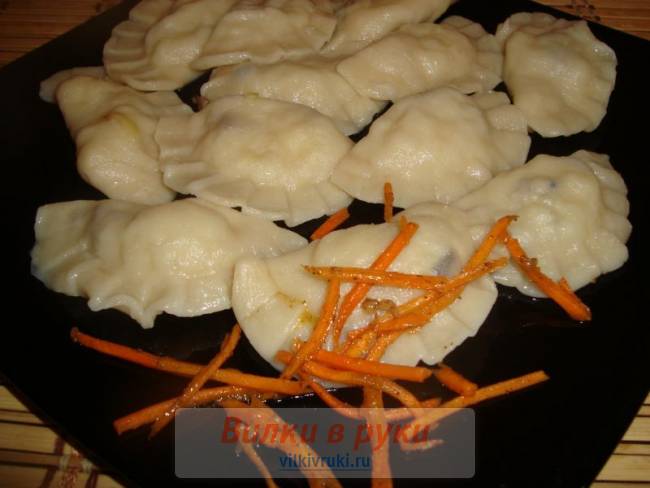 Вареники с картошкой и грибами постные