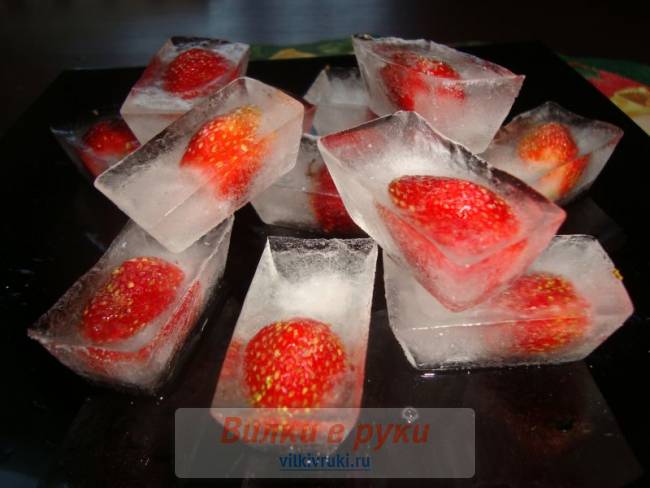 Клубничный лед