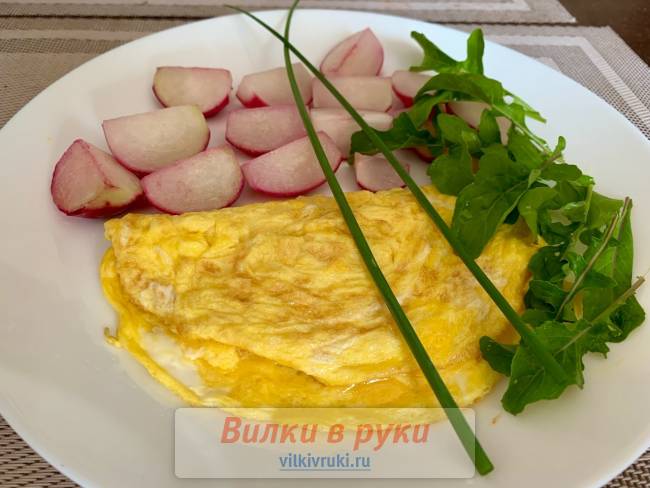 Омлет с жареным редисом